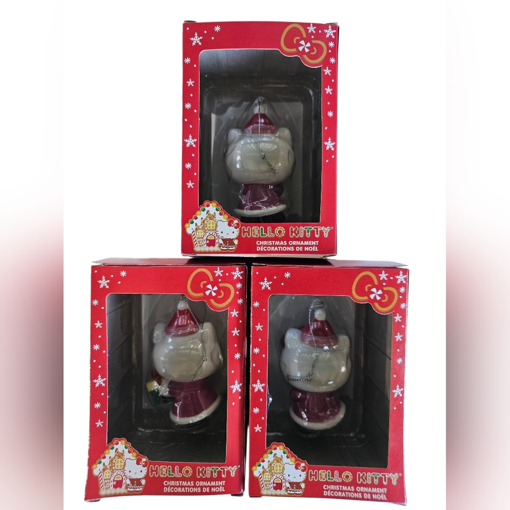 (Pick 1) Hello Kitty 2025 Christmas Ornaments - Picture 4 of 12
